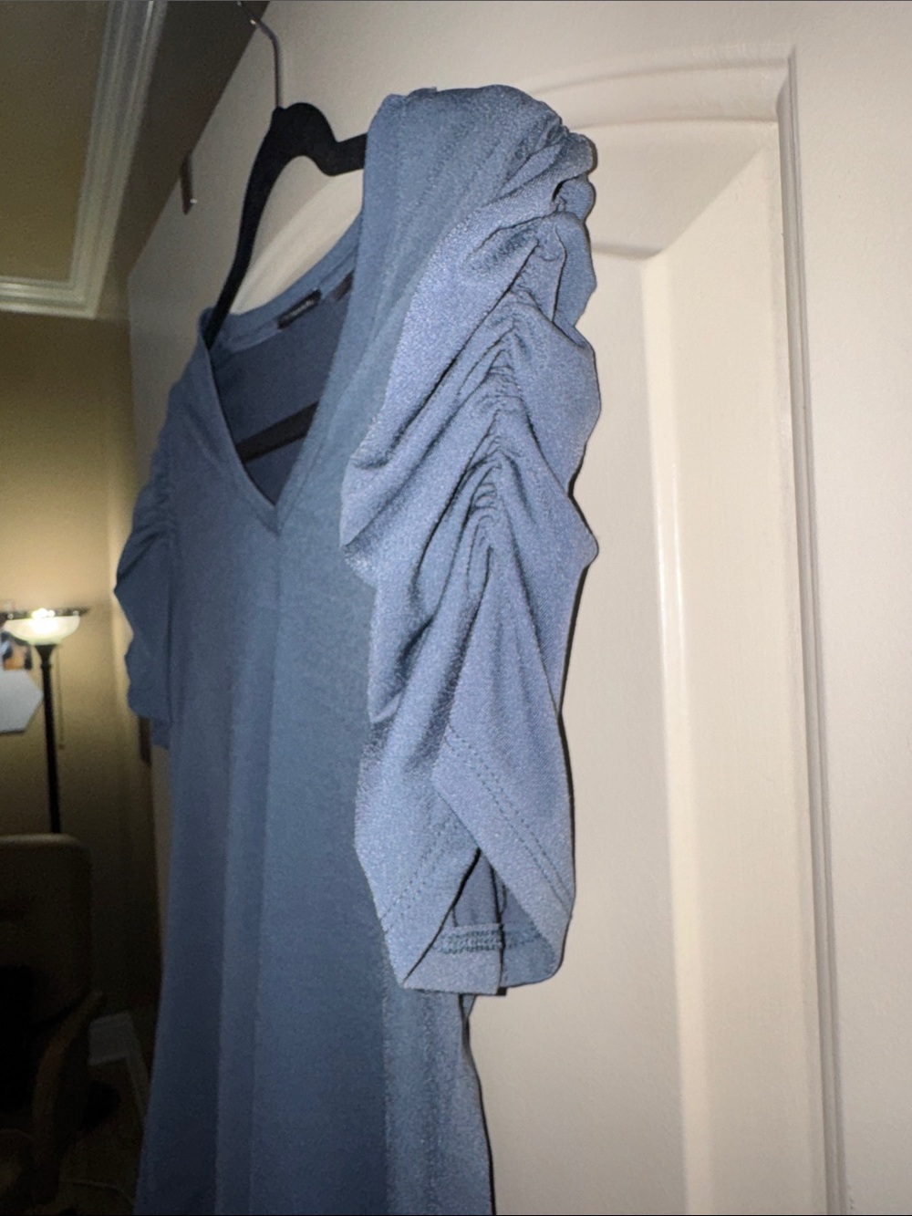 Tahari Dusty Blue V-Neck Ruched Short Sleeve Top S - Picture 4 of 8
